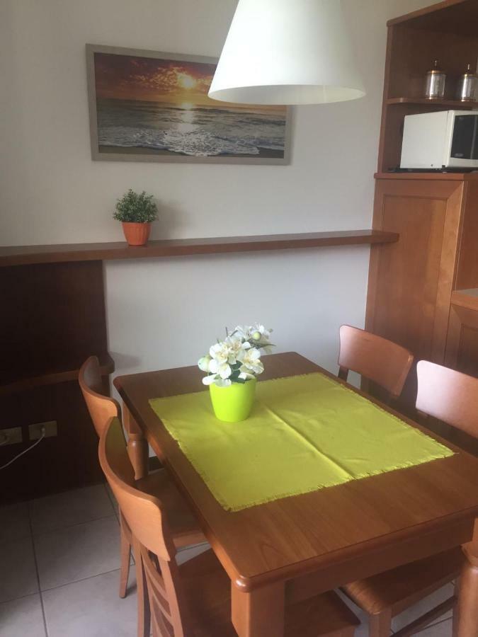 Appartement Casa Palazzo à Desenzano del Garda Extérieur photo